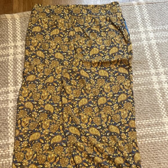 Boden Women’s Velvet Pants- Size XL - Picture 2 of 2